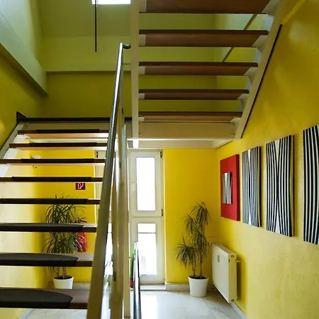 Konukevi Apartmentpension Am Krongut 3*