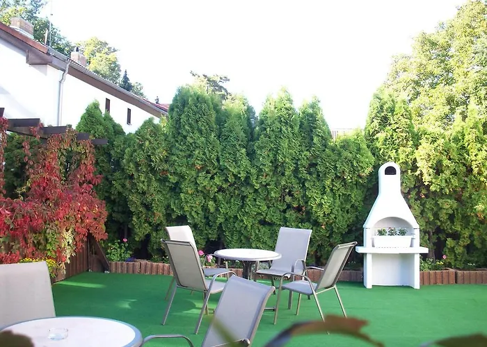 Konukevi Apartmentpension Am Krongut Potsdam